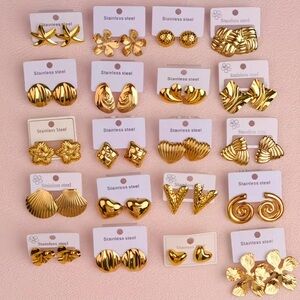 Gold Stainless Steel Women's Stud Earring Set - Elegant Gold-Tone